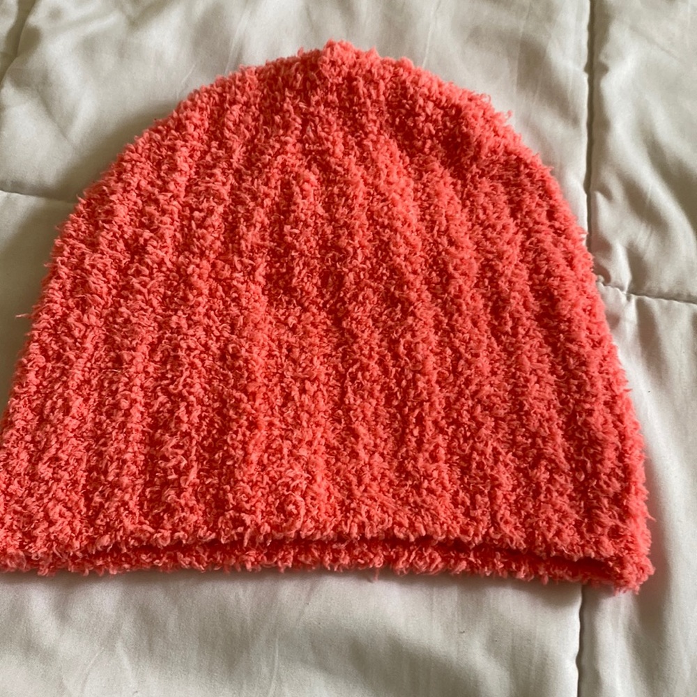 Women’s or men’s hot pink beanie